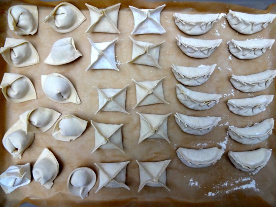 Shaping Asian Dumplings © KETMALA’S KITCHEN 2012-14